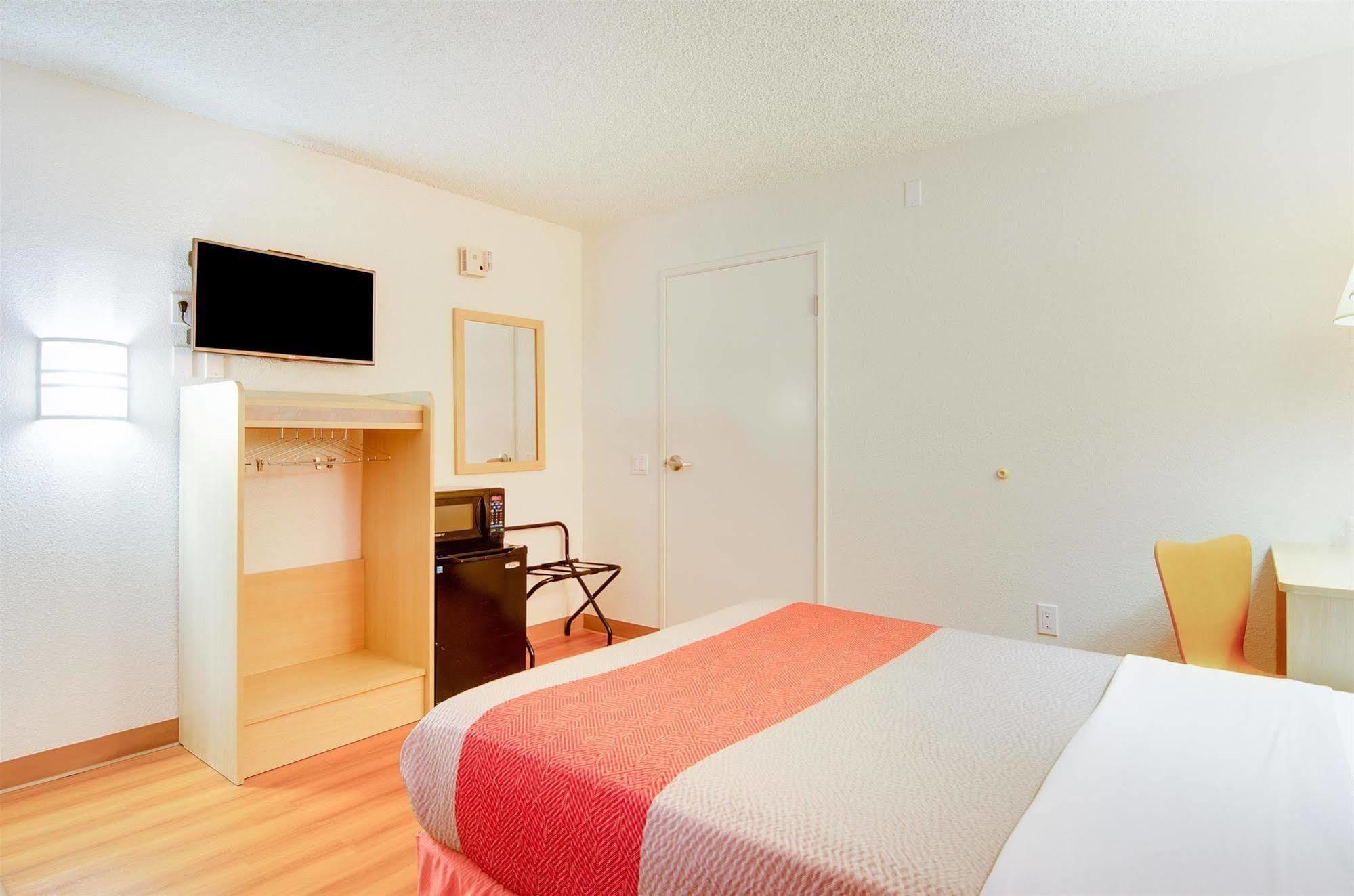 Motel 6-Tacoma, Wa - פייף מראה חיצוני תמונה