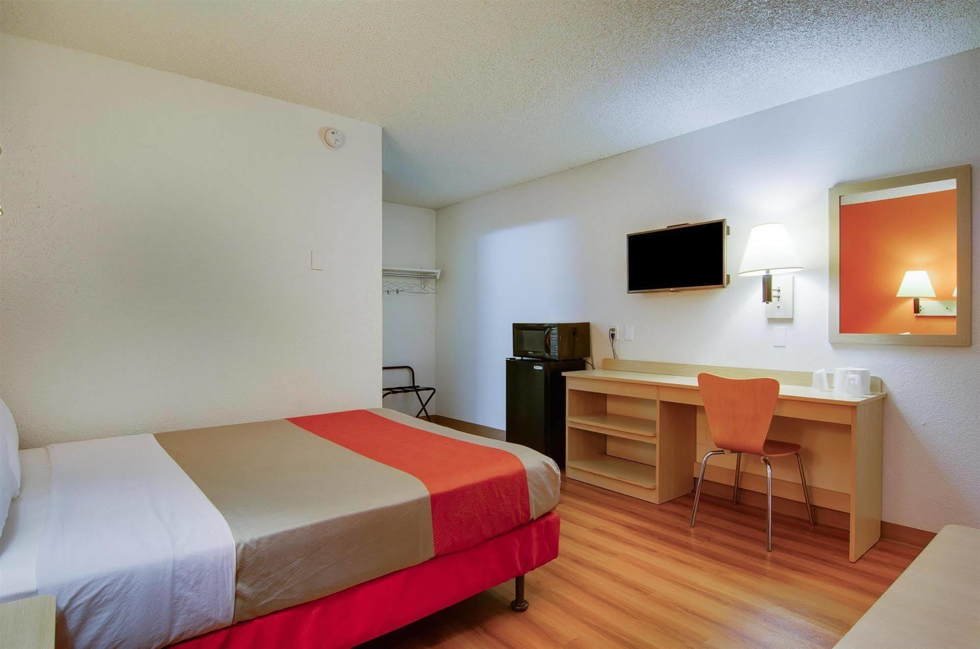 Motel 6-Tacoma, Wa - פייף מראה חיצוני תמונה